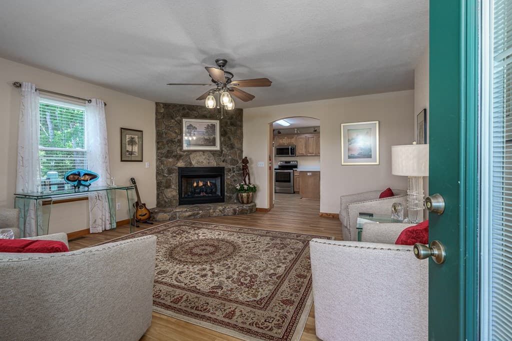 81 Trinity Drive, Murphy NC 28906 - Photo