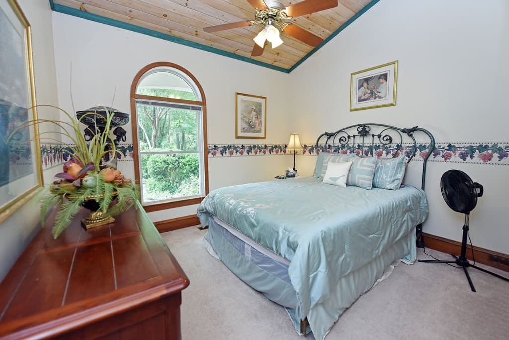 786 Ramey Mountain Road, Hiawassee GA 30546 - Photo