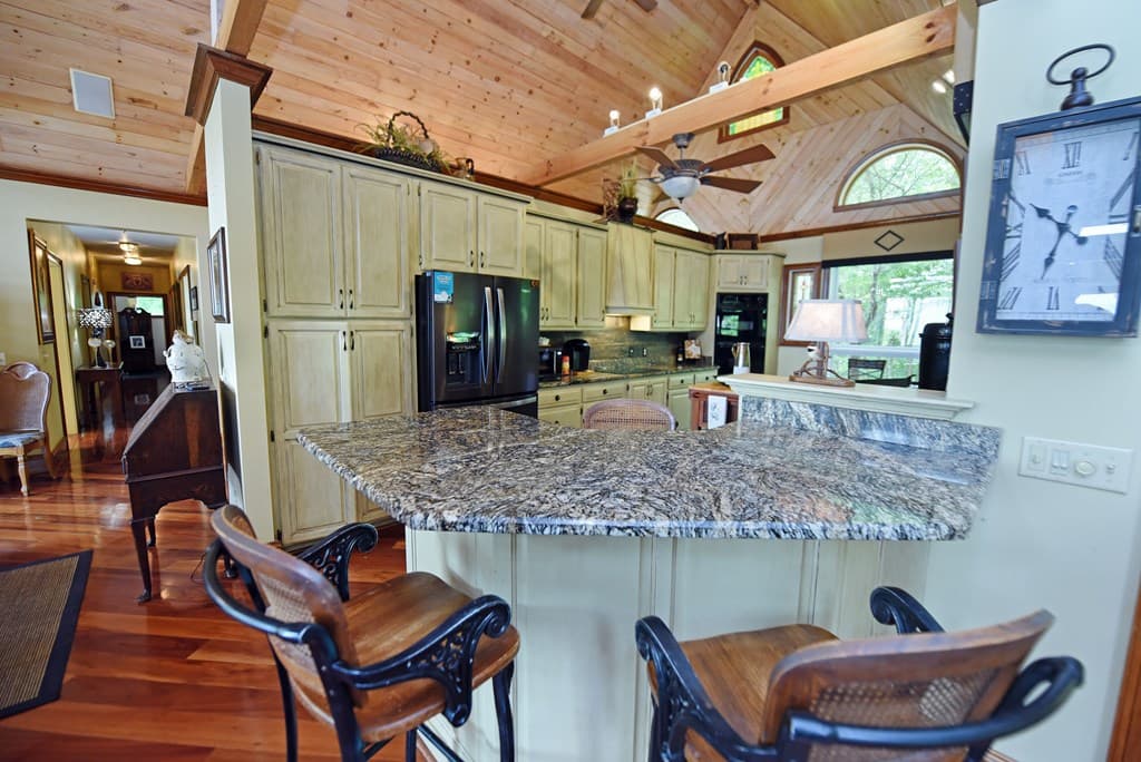 786 Ramey Mountain Road, Hiawassee GA 30546 - Photo