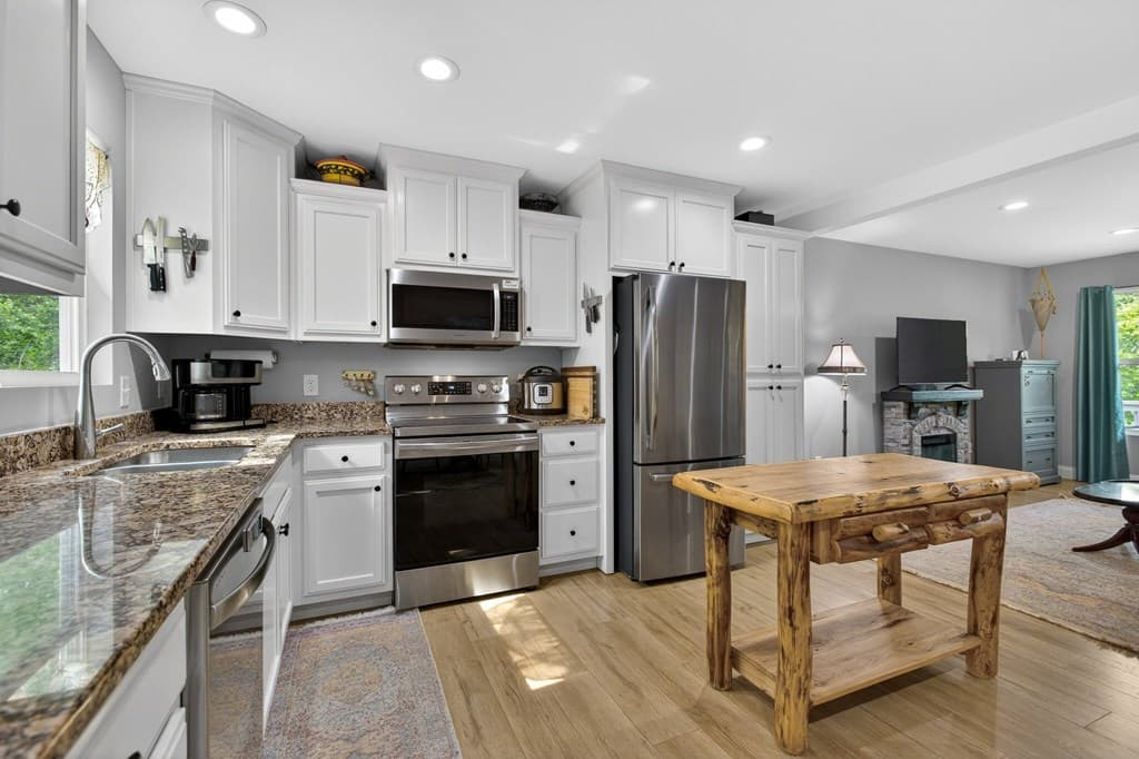 355 Estates Drive, Dahlonega GA 30533 - Photo