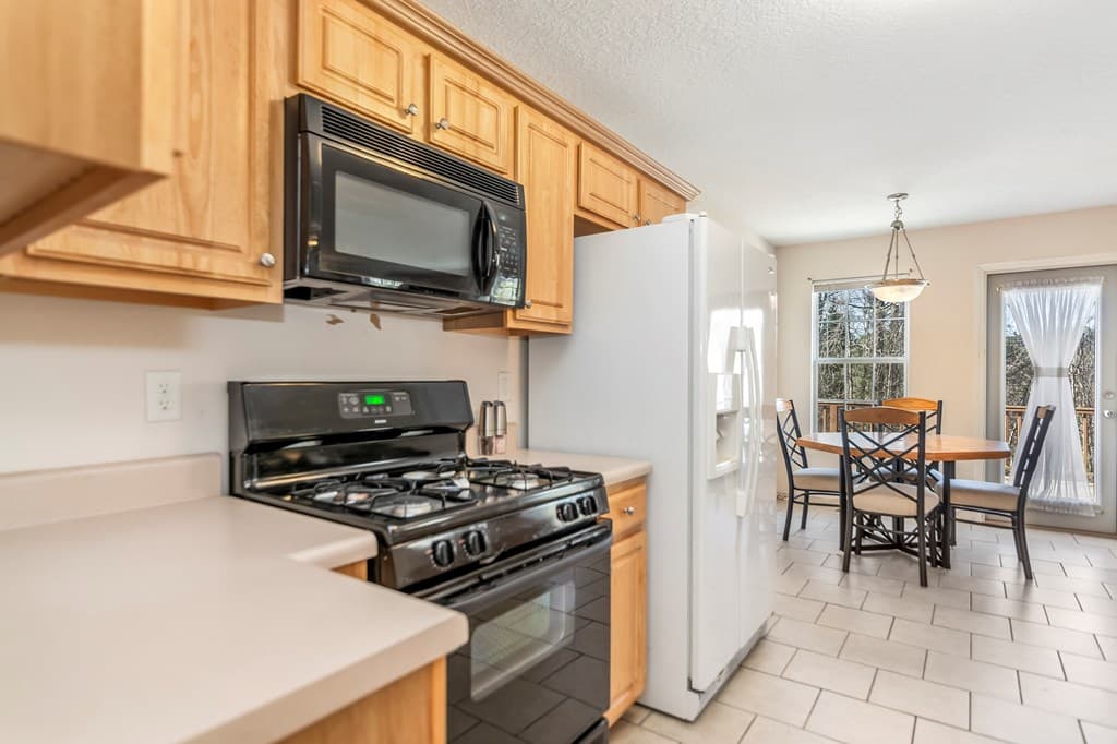 8810 Brookhurst Trl, Gainesville GA 30506 - Photo