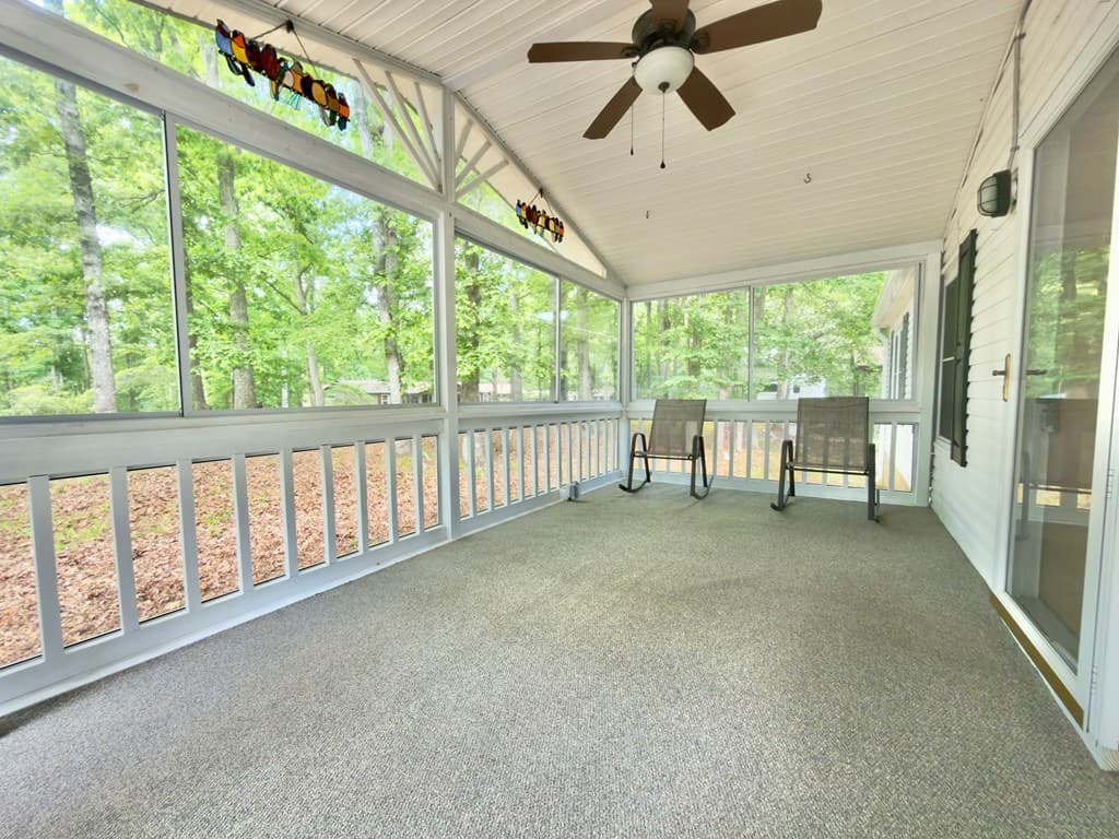 777 Lakeside Drive, Blairsville GA 30512 - Photo