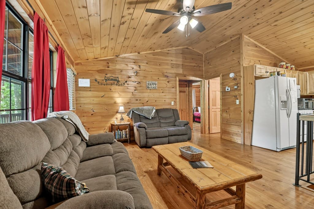 423 Laurel Creek Road, Blue Ridge GA 30513 - Photo
