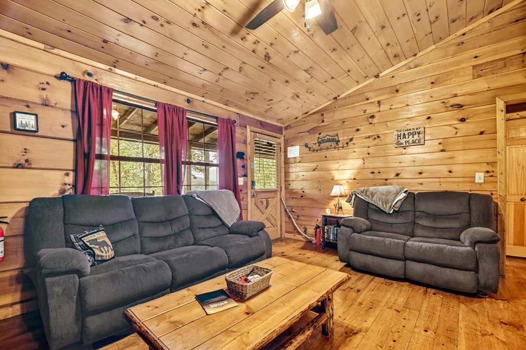 423 Laurel Creek Road, Blue Ridge GA 30513 - Photo
