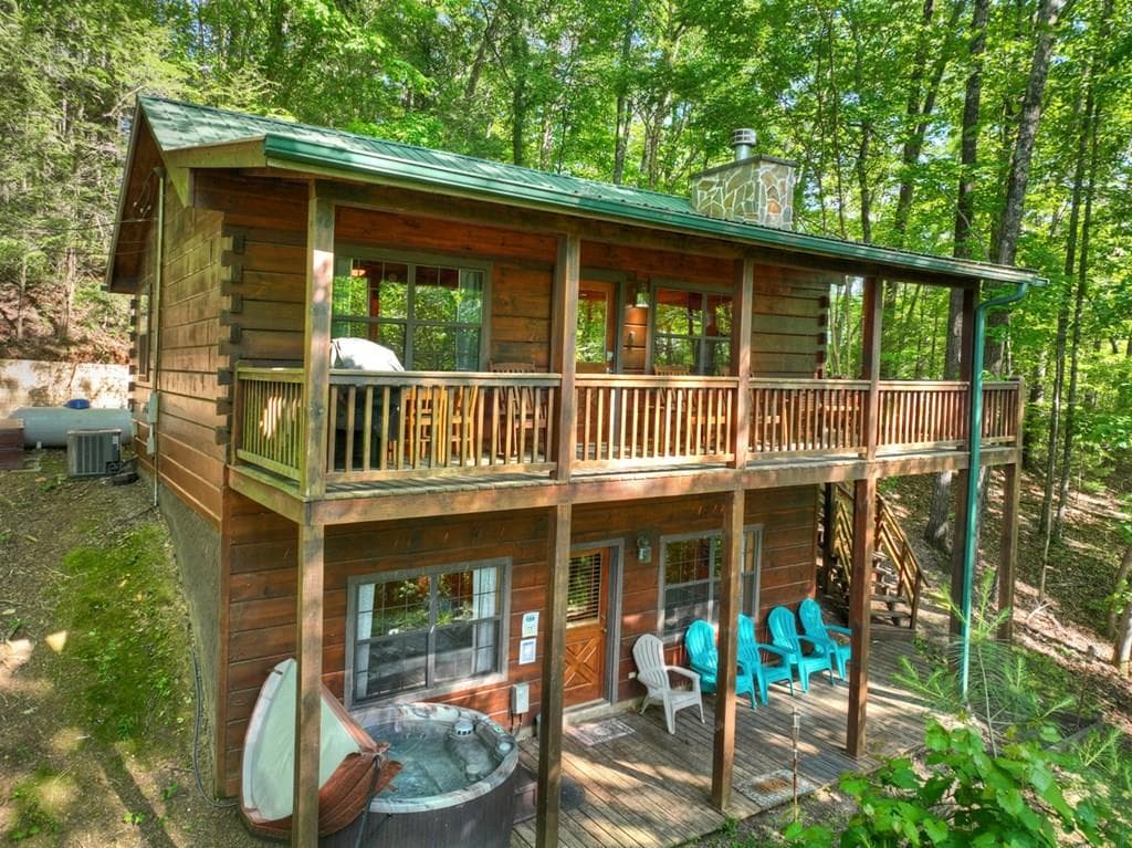423 Laurel Creek Road, Blue Ridge GA 30513 - Primary photo
