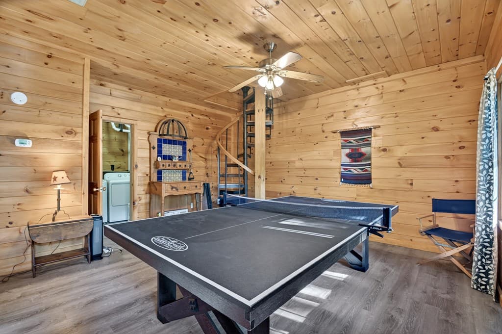 423 Laurel Creek Road, Blue Ridge GA 30513 - Photo