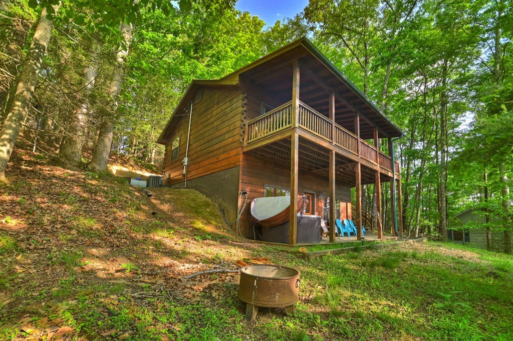 423 Laurel Creek Road, Blue Ridge GA 30513 - Photo