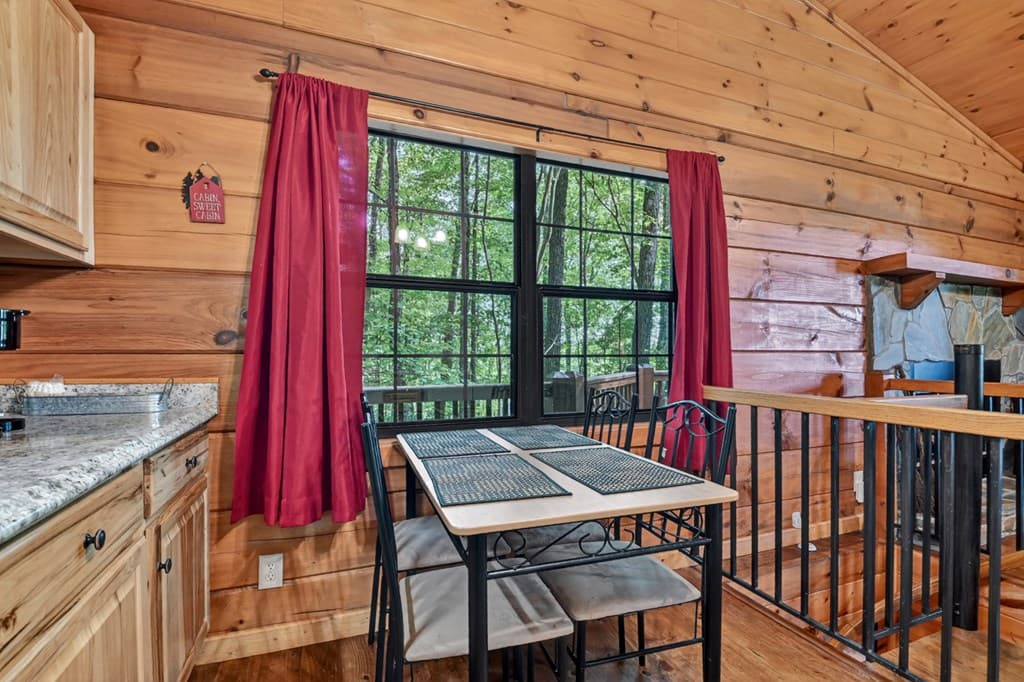 423 Laurel Creek Road, Blue Ridge GA 30513 - Photo
