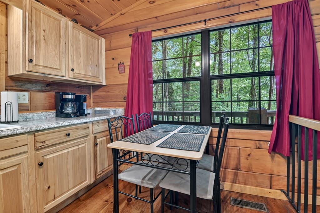 423 Laurel Creek Road, Blue Ridge GA 30513 - Photo