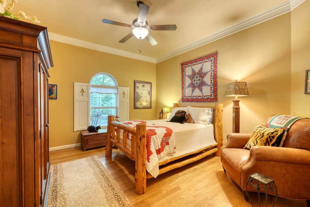 198 Riverbend Drive, Hayesville NC 28904 - Photo
