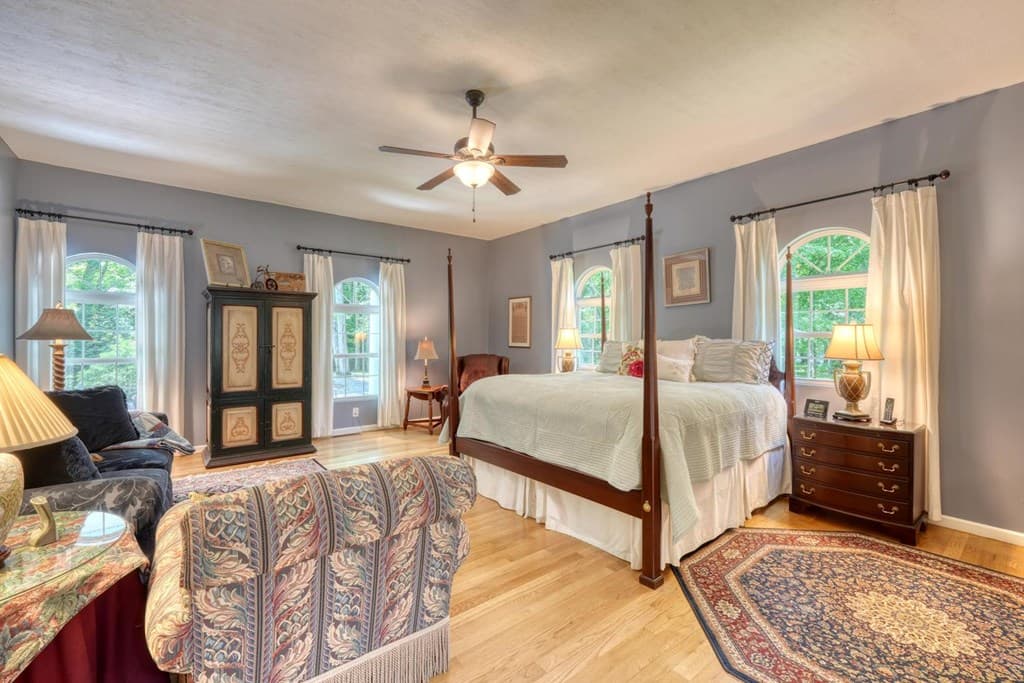 198 Riverbend Drive, Hayesville NC 28904 - Photo