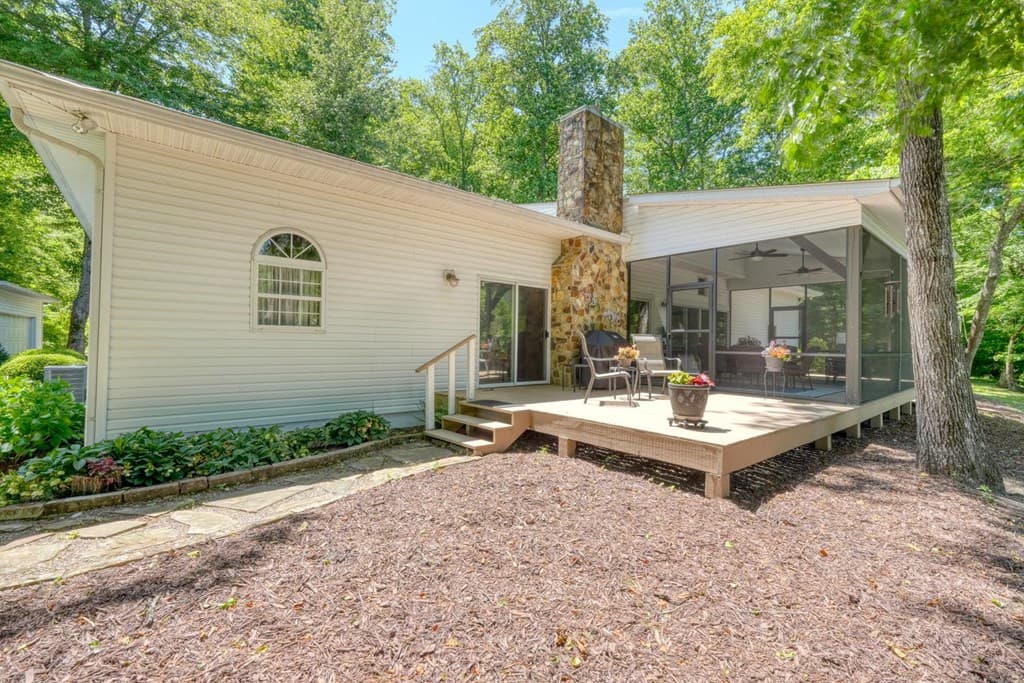 198 Riverbend Drive, Hayesville NC 28904 - Photo