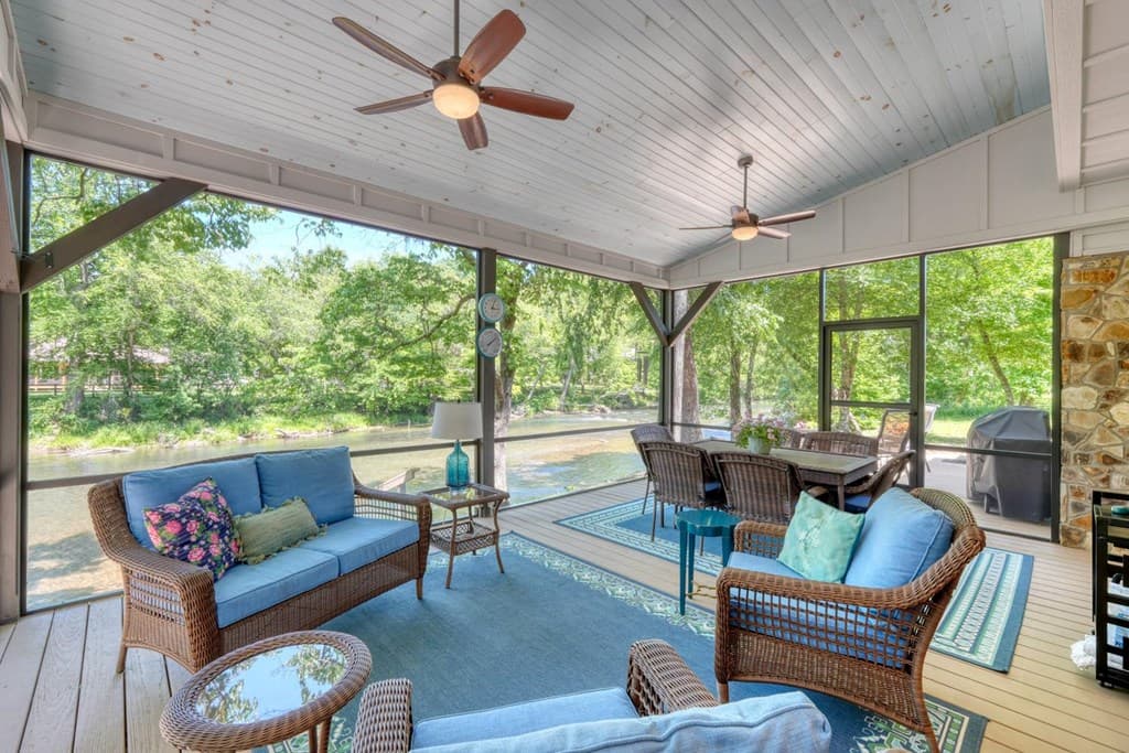 198 Riverbend Drive, Hayesville NC 28904 - Photo