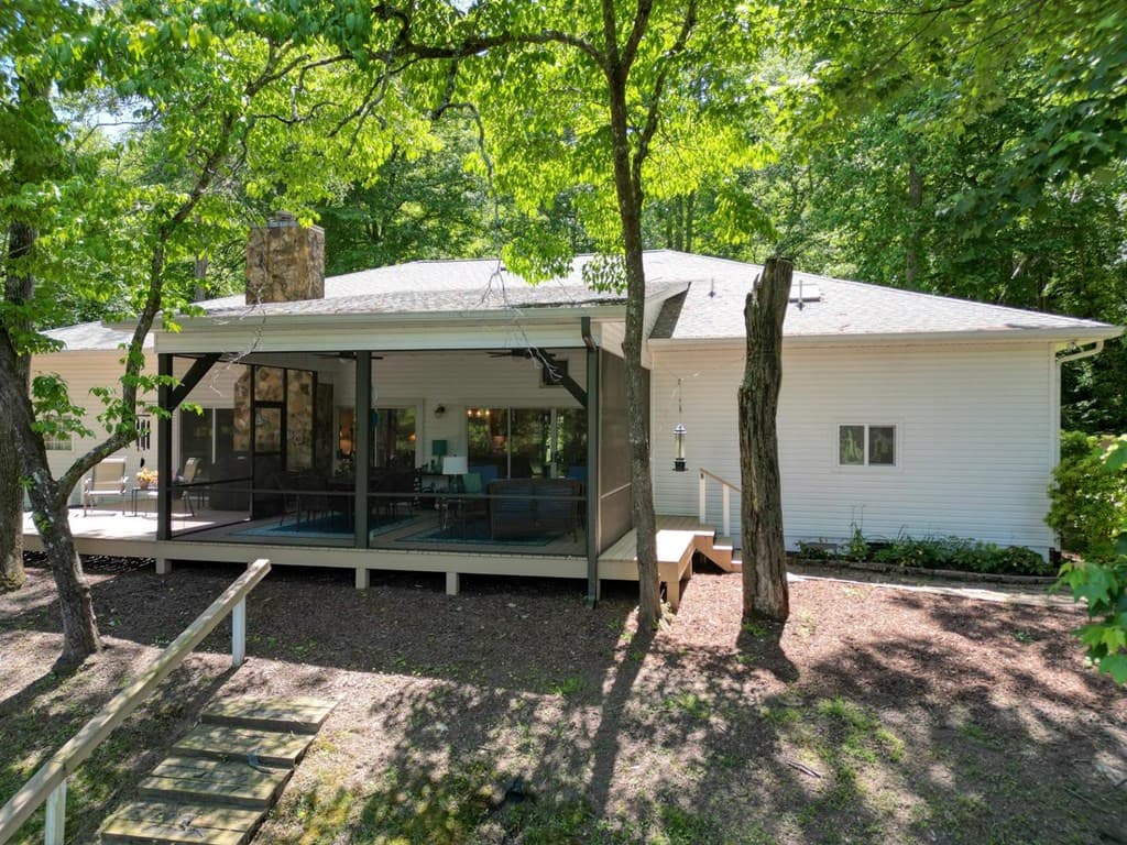 198 Riverbend Drive, Hayesville NC 28904 - Photo
