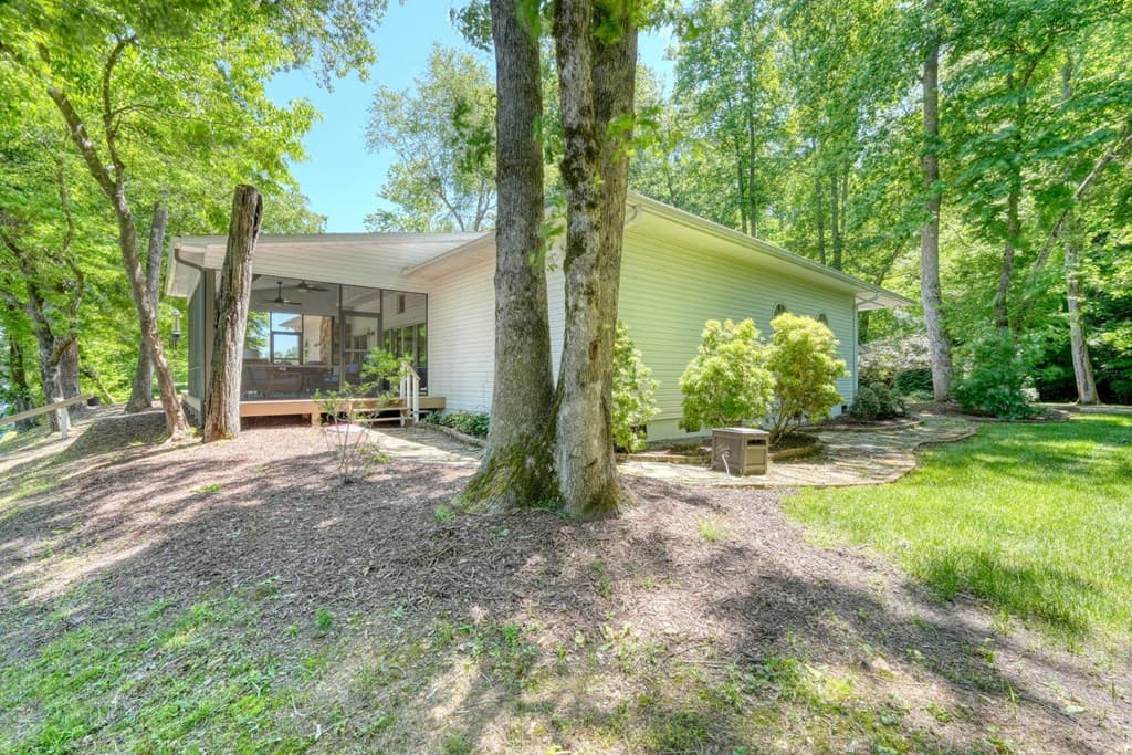198 Riverbend Drive, Hayesville NC 28904 - Photo