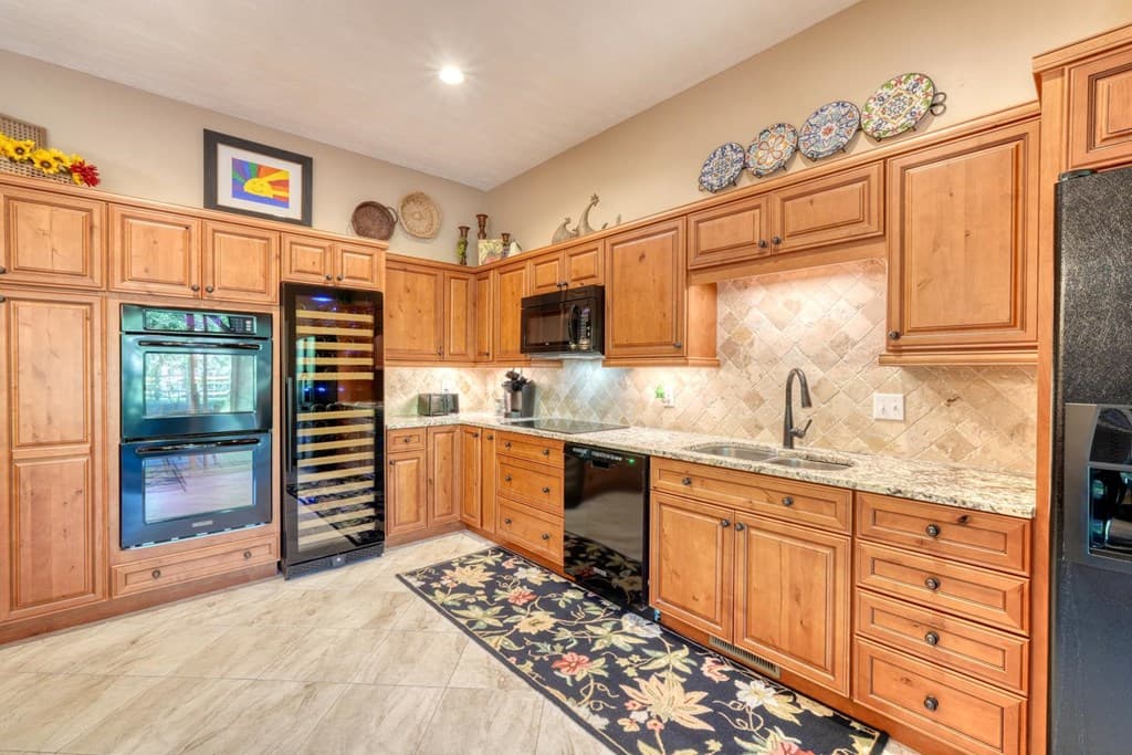 198 Riverbend Drive, Hayesville NC 28904 - Photo