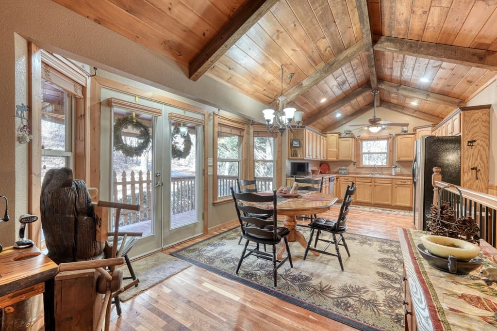 518 Rizzitello Lane, Blairsville GA 30512 - Photo