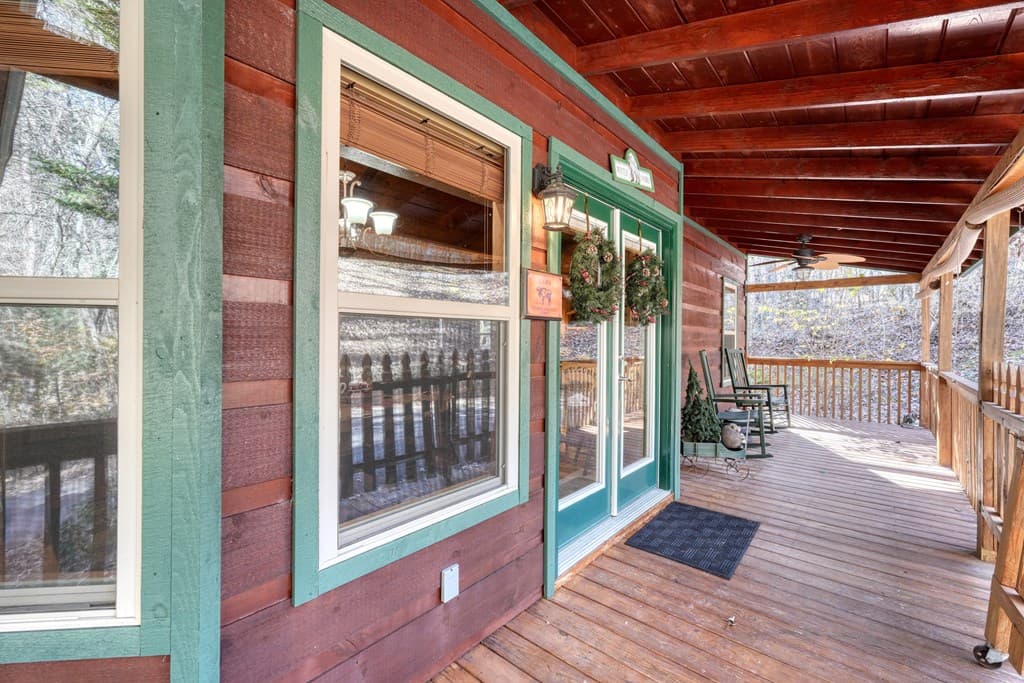 518 Rizzitello Lane, Blairsville GA 30512 - Photo