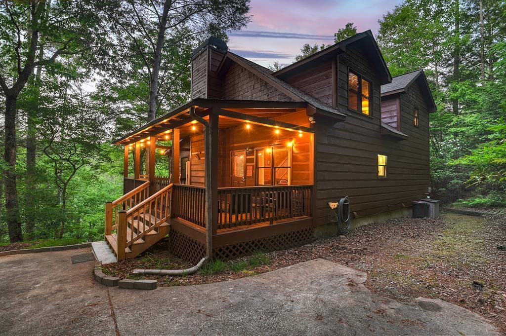 550 Hillsdale Drive, Ellijay GA 30540 - Photo