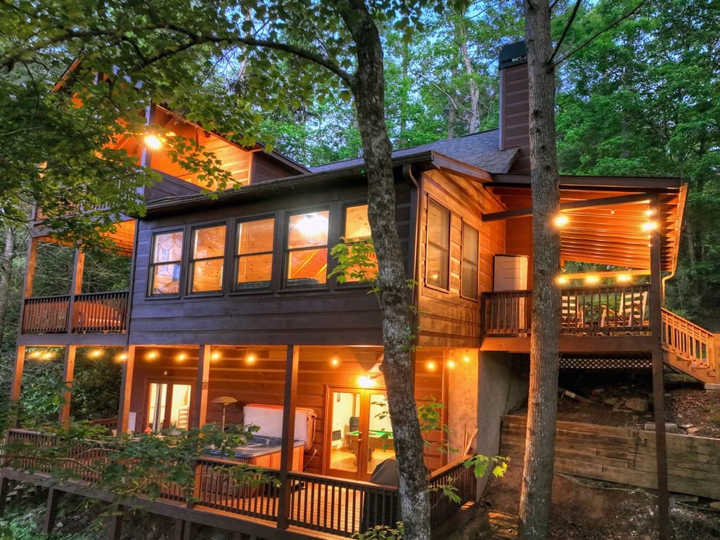 550 Hillsdale Drive, Ellijay GA 30540 - Photo