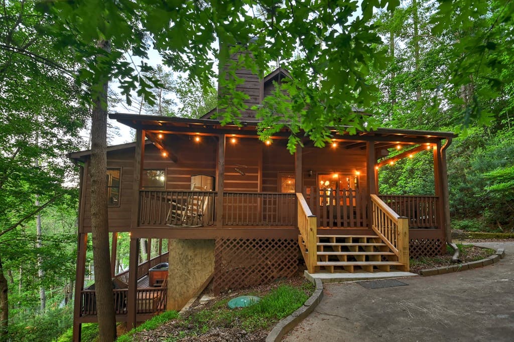 550 Hillsdale Drive, Ellijay GA 30540 - Photo