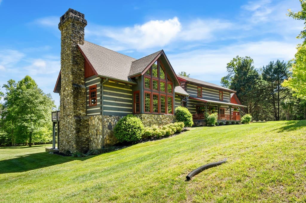 593 Turkey Trot Road, Blairsville GA 30512 - Photo