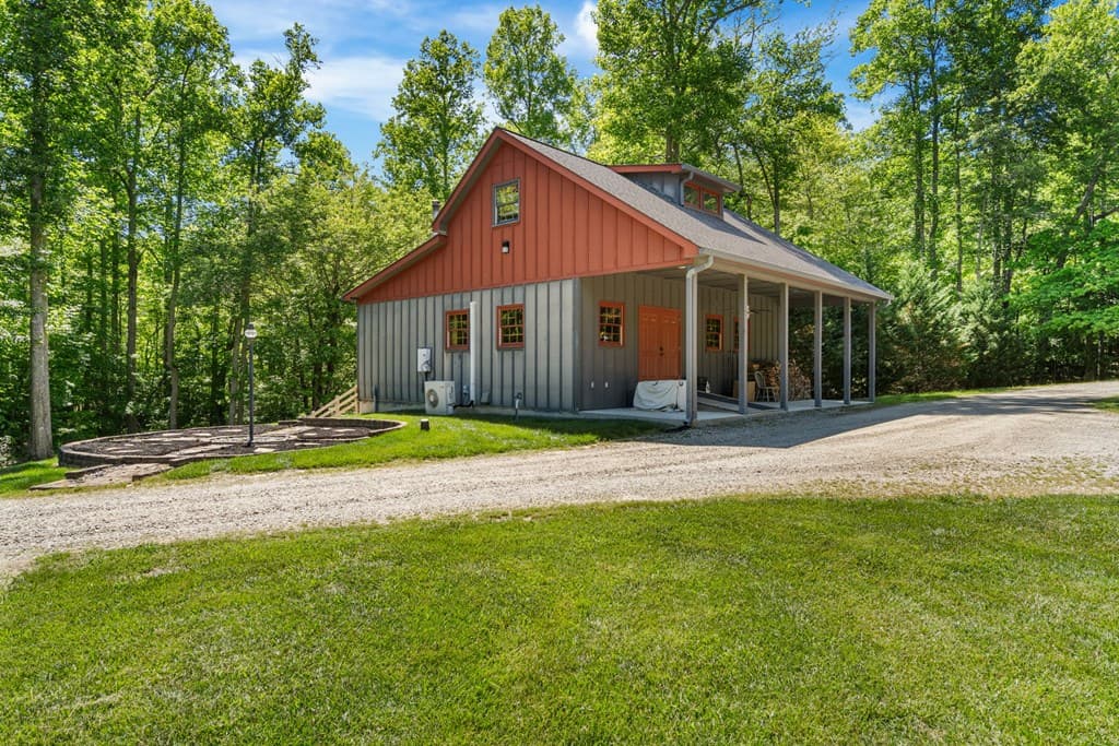 593 Turkey Trot Road, Blairsville GA 30512 - Photo