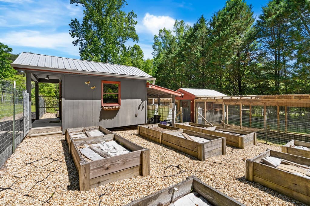 593 Turkey Trot Road, Blairsville GA 30512 - Photo