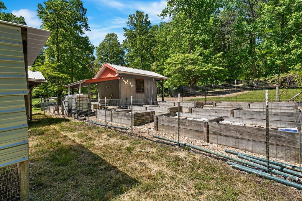 593 Turkey Trot Road, Blairsville GA 30512 - Photo