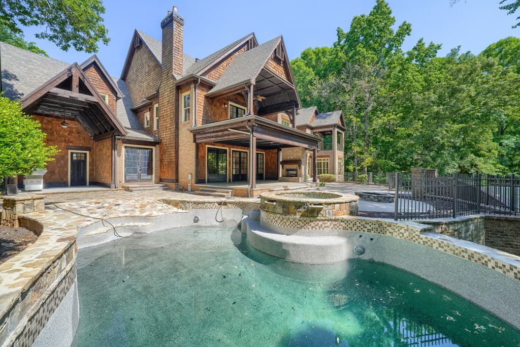 7965 Robin Road, Cumming GA 30041 - Photo