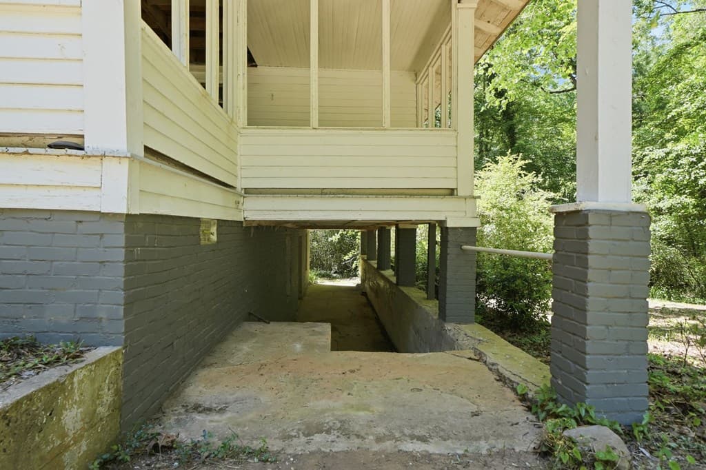2494 Blue Ridge Drive, Blue Ridge GA 30513 - Photo