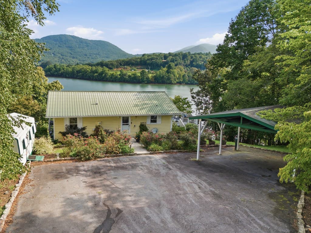 1035 Laurel Lane, Hiawassee GA 30546 - Photo