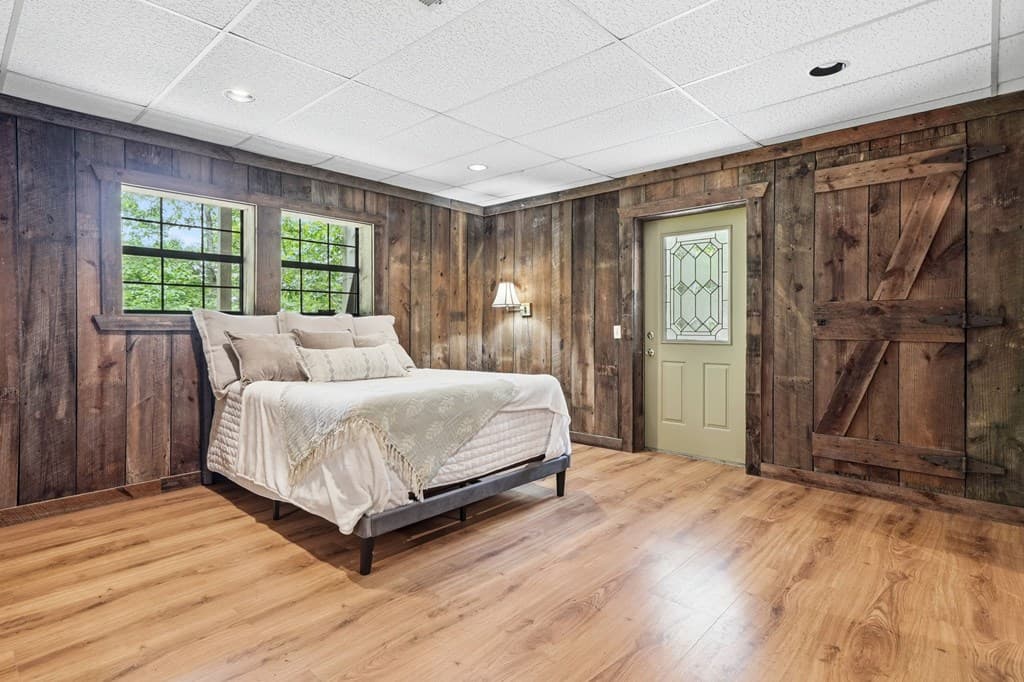946 Laurel Circle, Blue Ridge GA 30513 - Photo