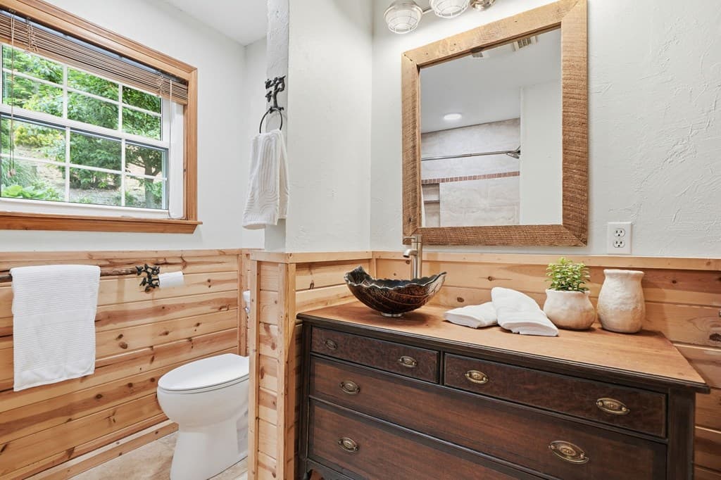946 Laurel Circle, Blue Ridge GA 30513 - Photo