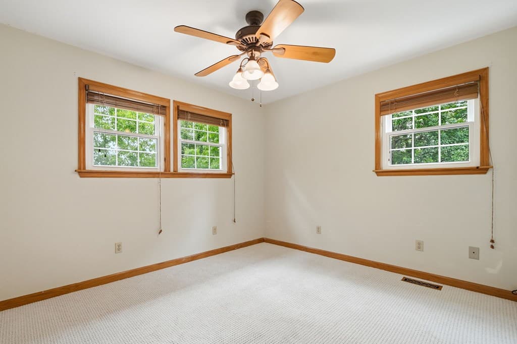 946 Laurel Circle, Blue Ridge GA 30513 - Photo