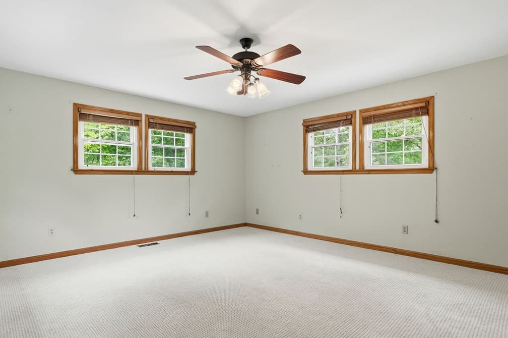 946 Laurel Circle, Blue Ridge GA 30513 - Photo