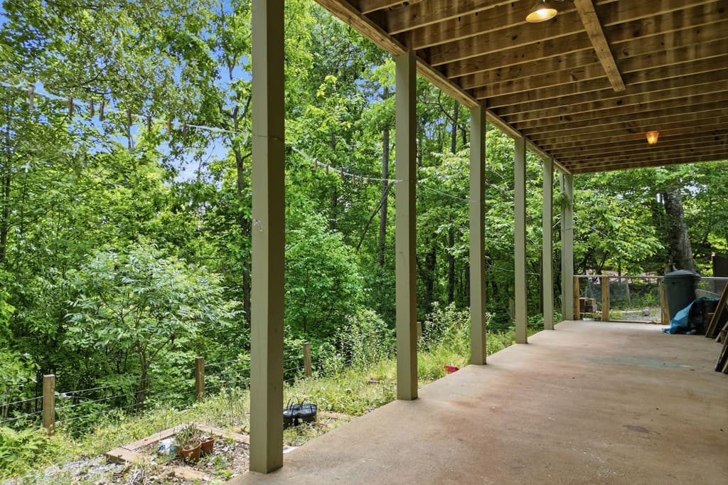 946 Laurel Circle, Blue Ridge GA 30513 - Photo