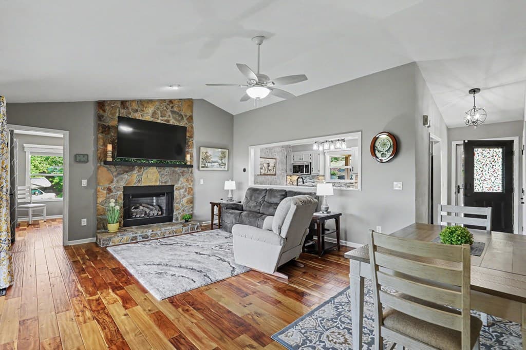 1157 Summit Way, Blairsville GA 30512 - Photo
