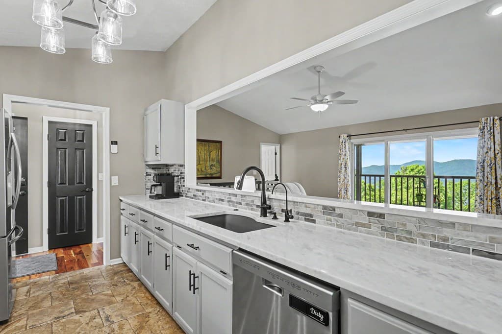 1157 Summit Way, Blairsville GA 30512 - Photo