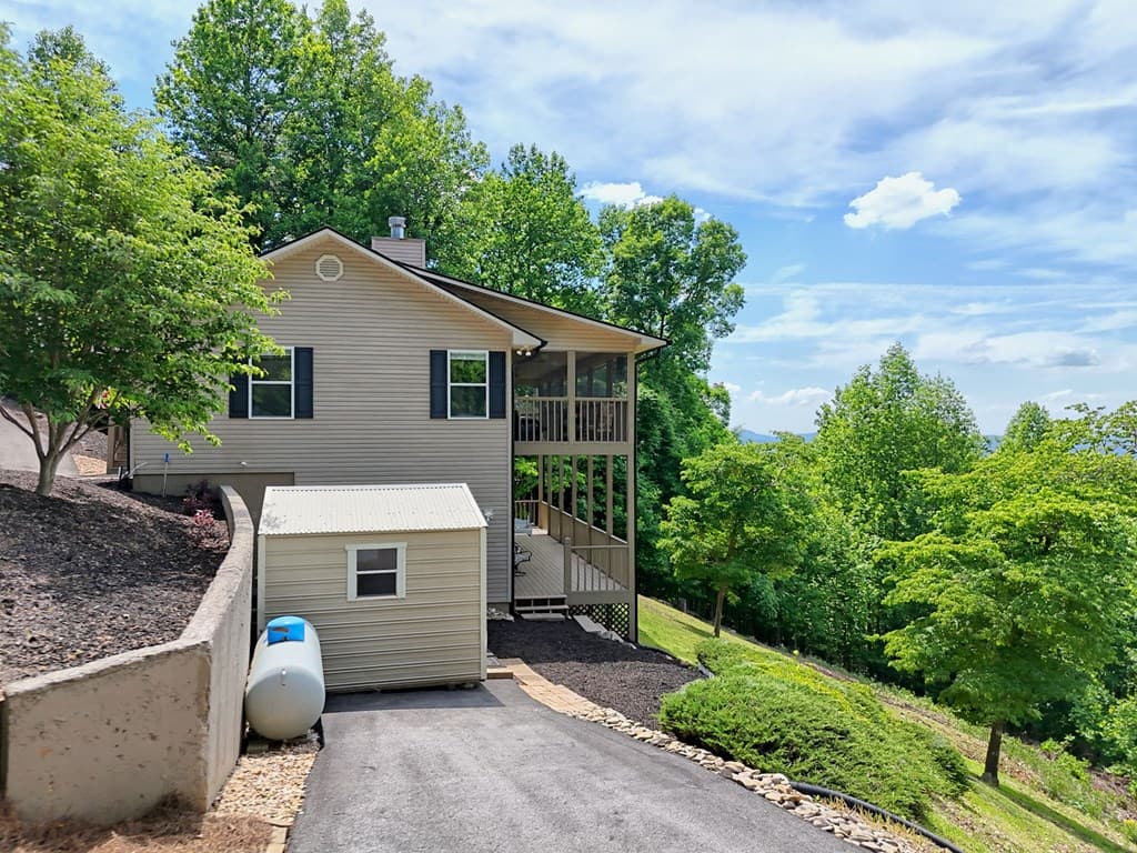 1157 Summit Way, Blairsville GA 30512 - Photo