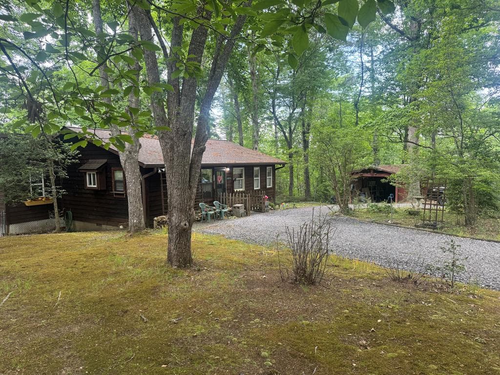 210 Holly Ridge Lane, Murphy NC 28906 - Primary photo