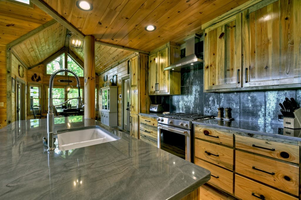 46 Cochise Road, Blue Ridge GA 30513 - Photo