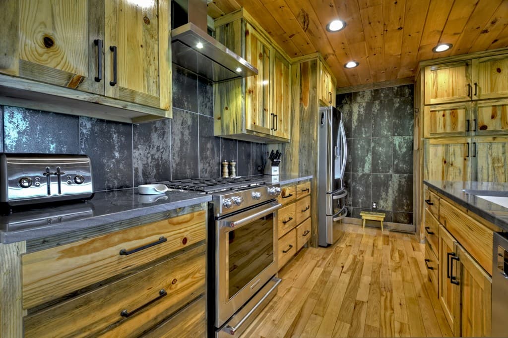 46 Cochise Road, Blue Ridge GA 30513 - Photo