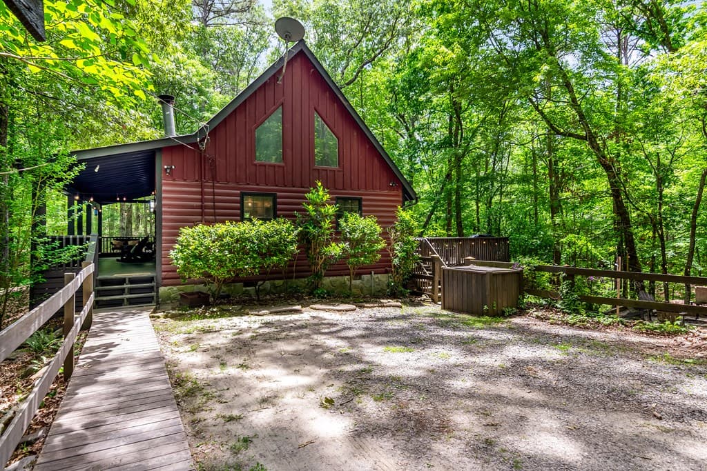 317 North Pine Road, Ellijay GA 30536 - Photo
