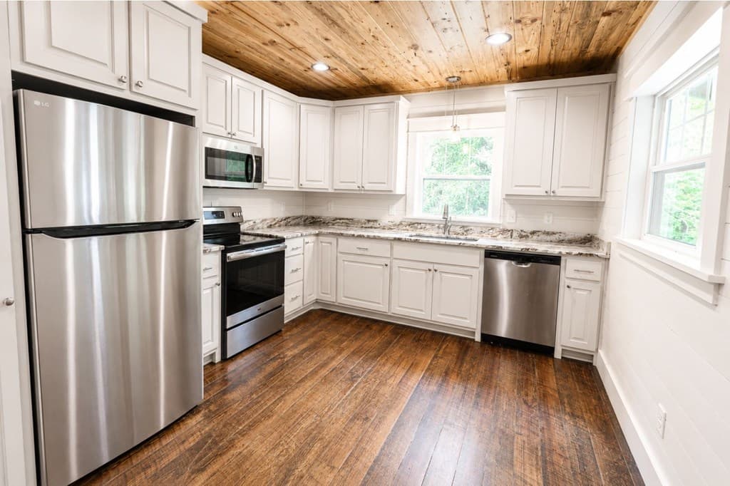 2087 Chatsworth Hwy, Ellijay GA 30540 - Photo