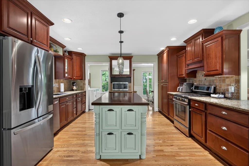 96 Oak Ridge Lane, Ellijay GA 30536 - Photo