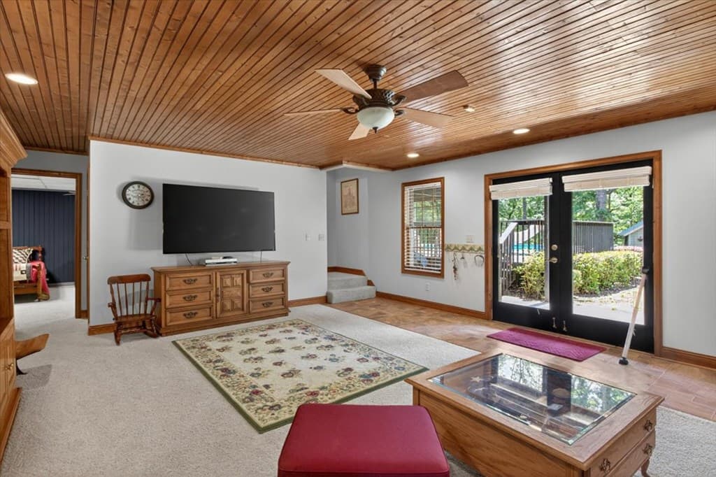 96 Oak Ridge Lane, Ellijay GA 30536 - Photo