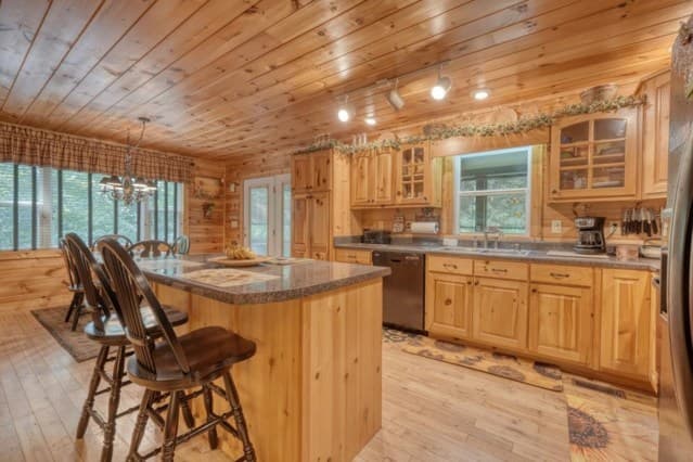 45 Kd Lane, Ellijay GA 30540 - Photo
