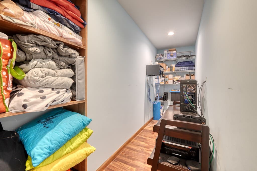 290 Butterball Boulevard, Murphy NC 28906 - Photo