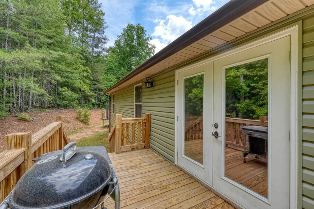 290 Butterball Boulevard, Murphy NC 28906 - Photo